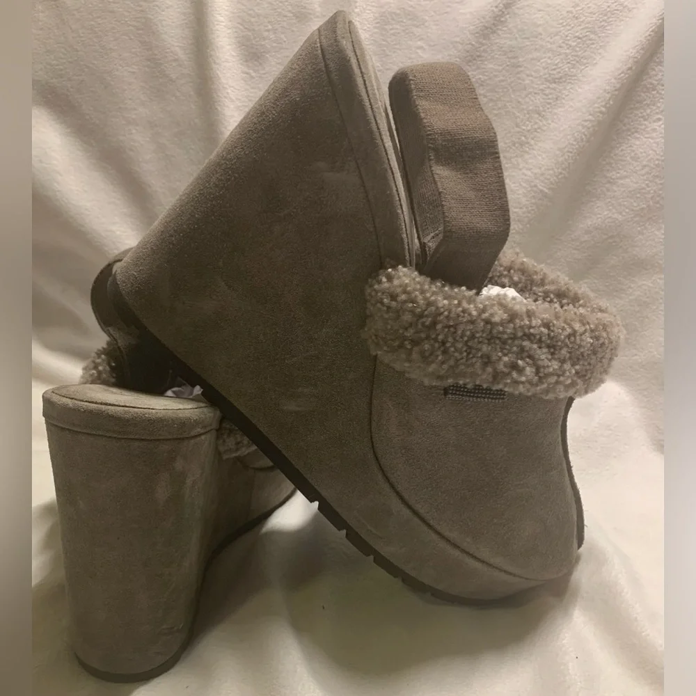 Brunello Cucinelli Suede Shearling Wedge Slingback Clogs Grey size EU 39 / US 9